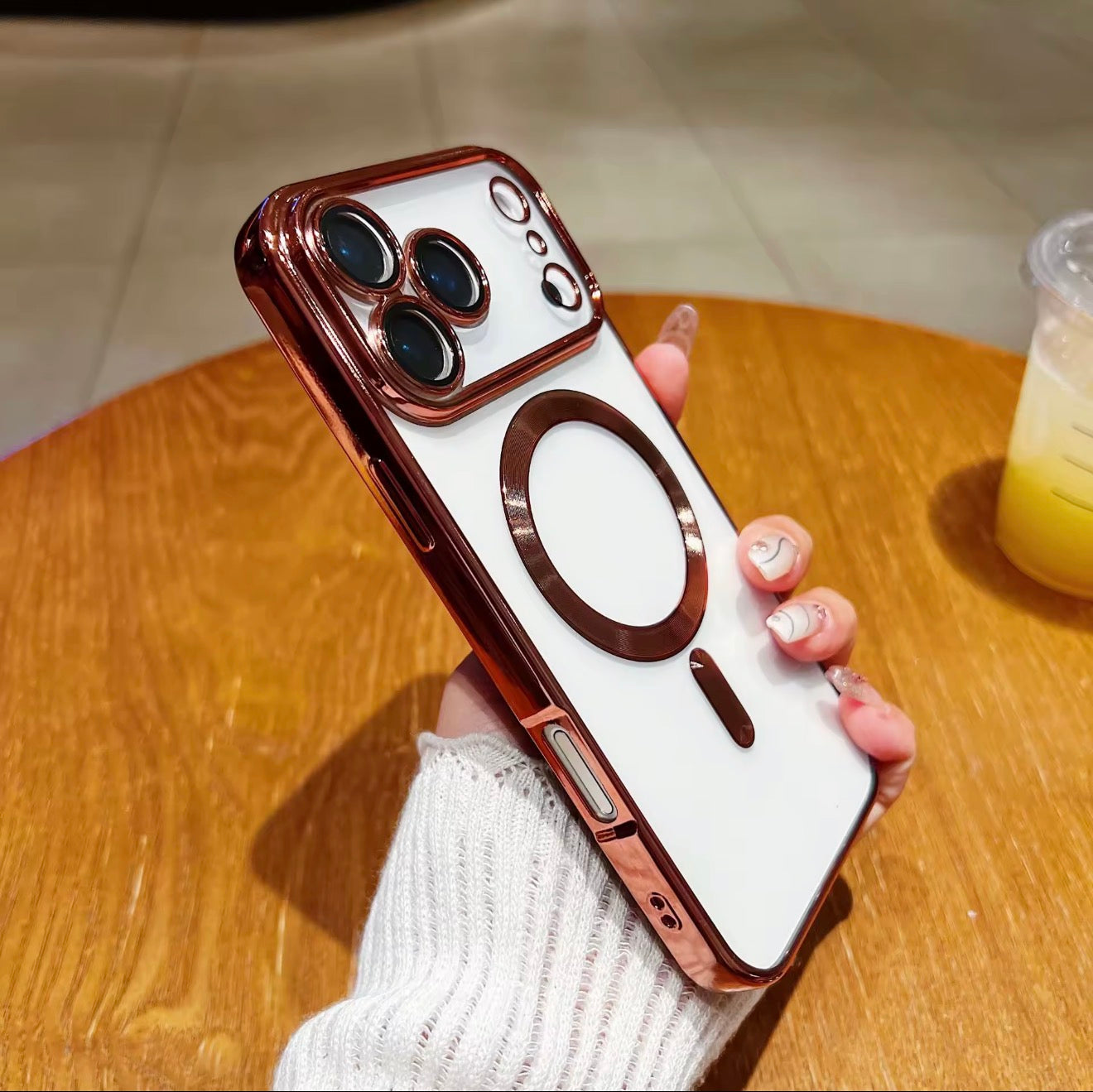 Magnetic Clear Case With Camera Protection for iPhone (MagSafe)